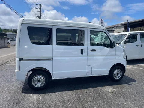 Nissan Clipper