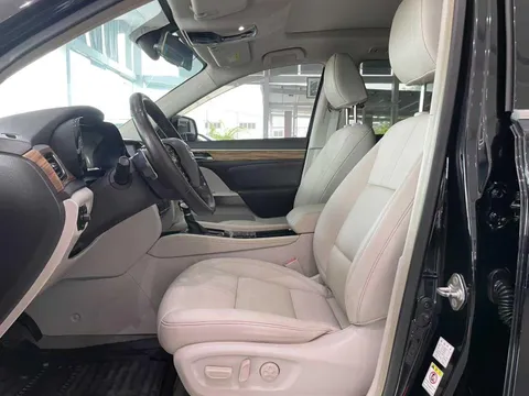 Gac GS8
