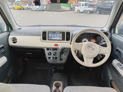 Daihatsu Mira Tocot