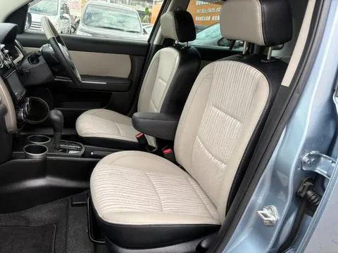 Mazda Verisa