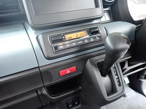 Suzuki Spacia Base