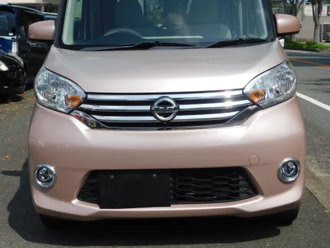 Nissan Dayz Roox