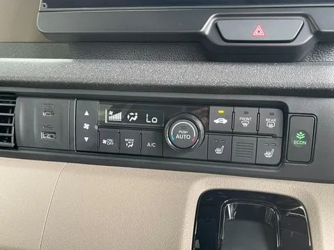Honda N-BOX Joy