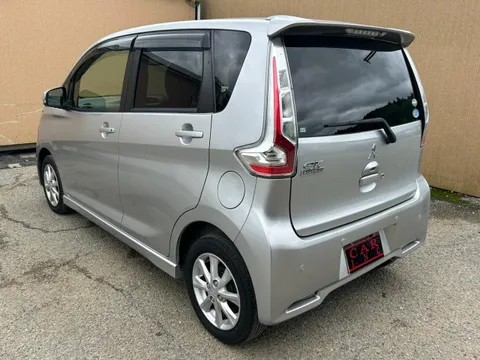 Mitsubishi eK Custom