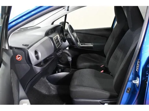 Toyota Yaris (Vitz)