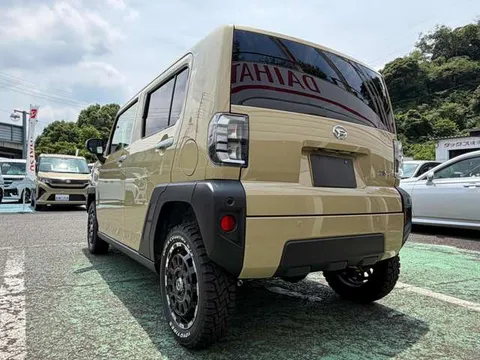 Daihatsu Taft