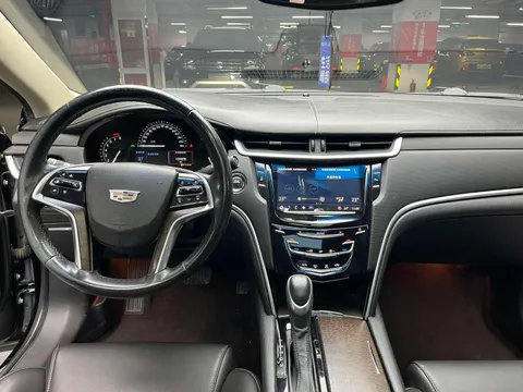 Cadillac XTS