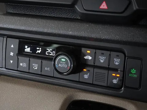 Honda N-BOX Joy