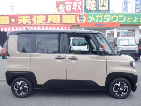 Mitsubishi Delica Mini