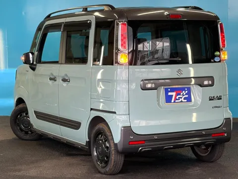 Suzuki Spacia Gear
