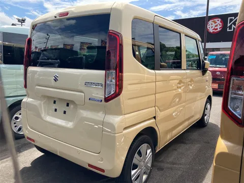 Suzuki Spacia