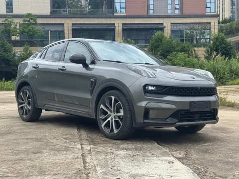 Lynk & Co Lynk & Co 05