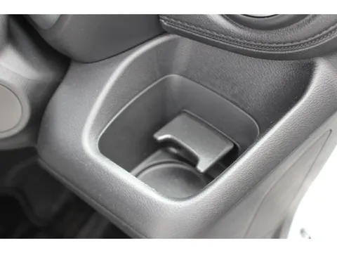 Mitsubishi eK X