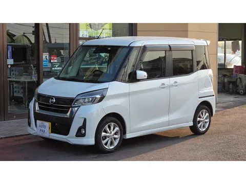 Nissan Dayz Roox