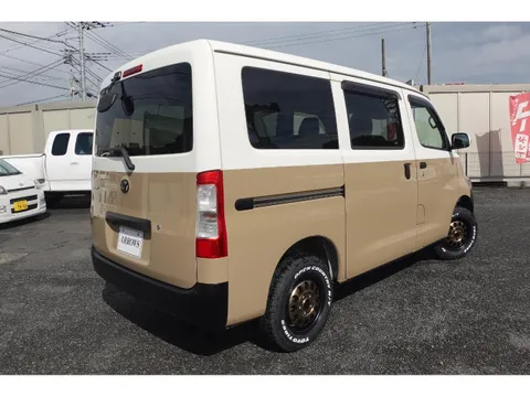Toyota TownAce Van