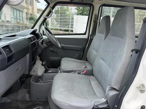 Mitsubishi Minicab Van