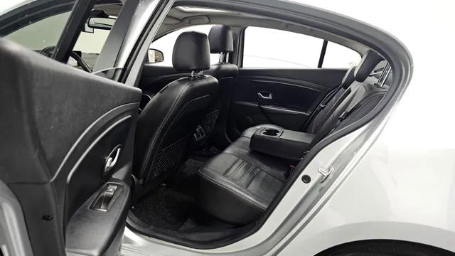 Renault SM3
