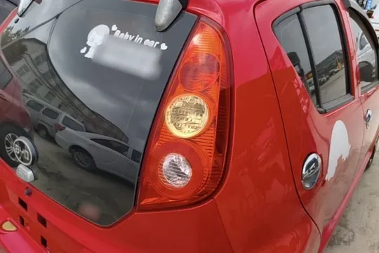 BYD F0