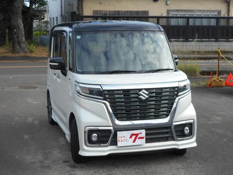 Suzuki Spacia Custom