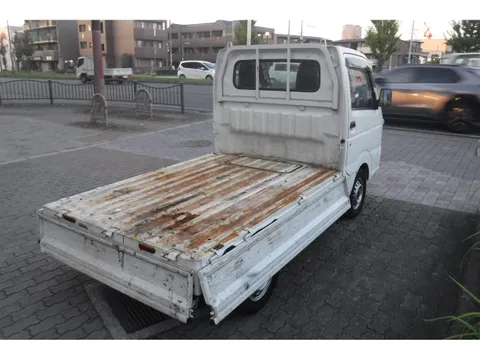 Nissan Clipper Truck
