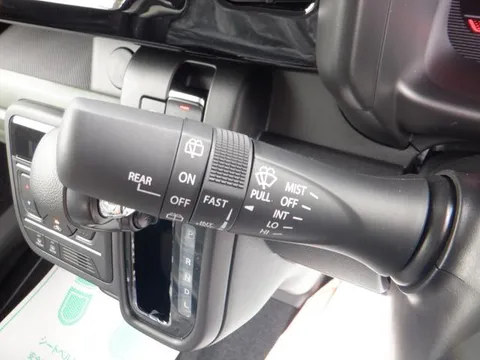 Suzuki Spacia Gear