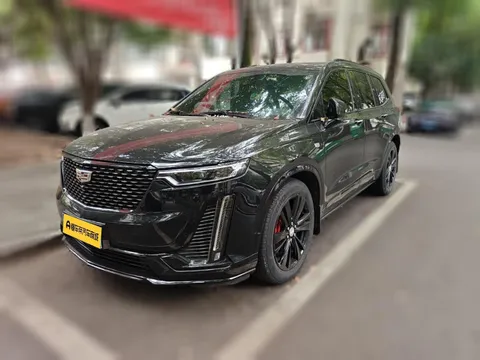 Cadillac XT6