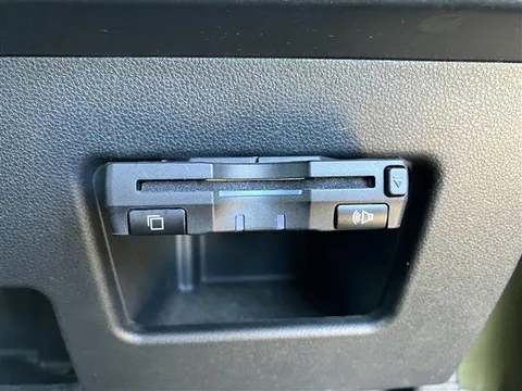 Toyota Pixis Mega