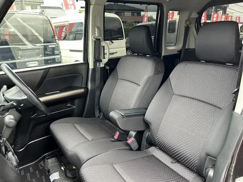 Suzuki Spacia Custom Z