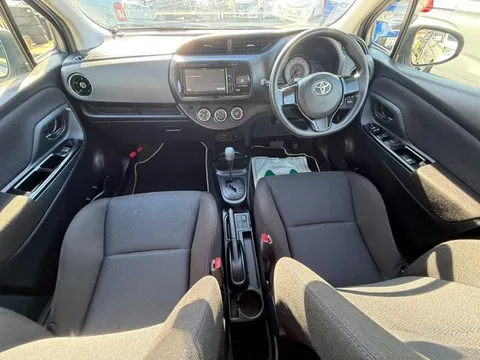 Toyota Yaris (Vitz)
