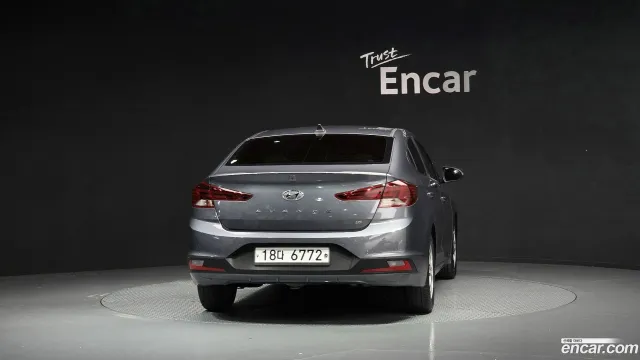 Hyundai Elantra (Avante)