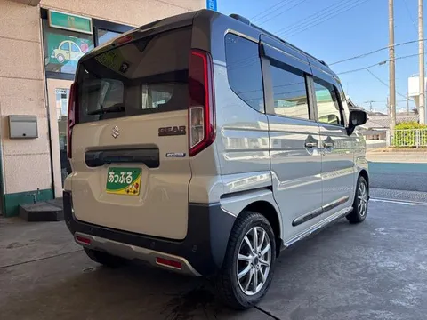 Suzuki Spacia Gear