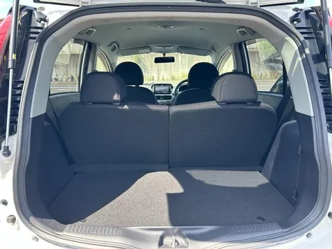 Mitsubishi I