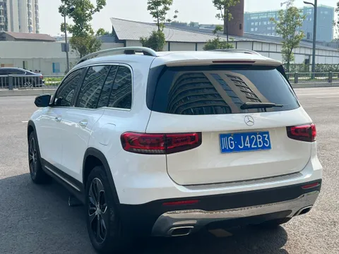 Mercedes-Benz Mercedes-Benz GLB
