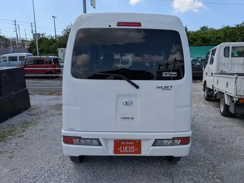 Daihatsu Hijet Cargo
