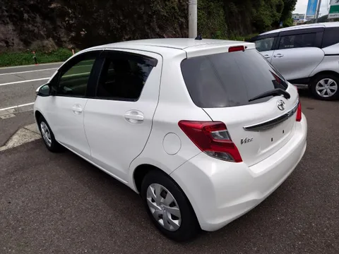 Toyota Yaris (Vitz)