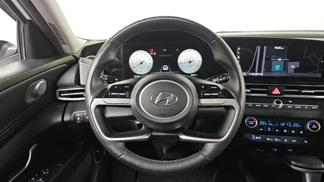 Hyundai Elantra (Avante)