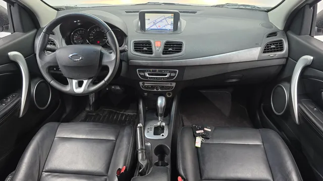 Renault SM3