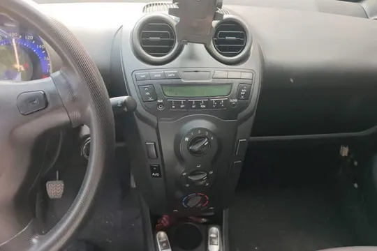 BYD F0