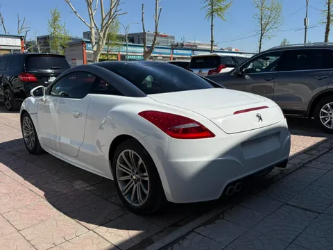 Peugeot RCZ