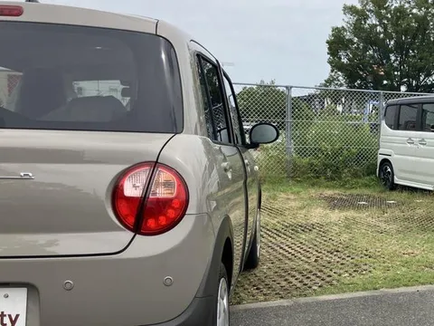 Suzuki Alto Lapin