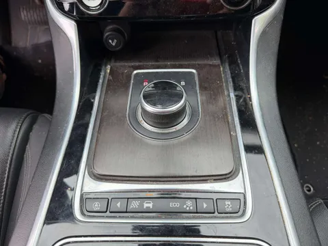 Jaguar XFL