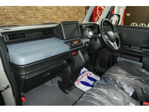 Suzuki Spacia Base