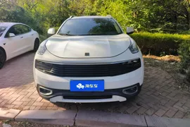 Lynk & Co 01
