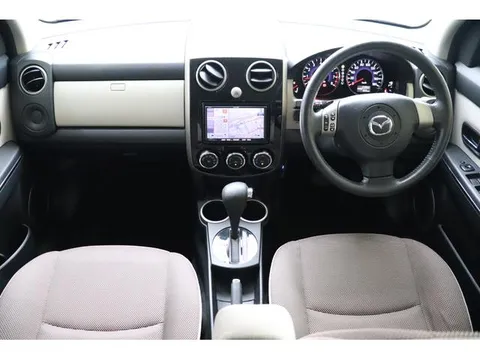 Mazda Verisa