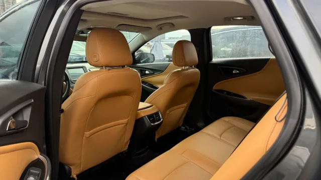 Chevrolet Malibu XL