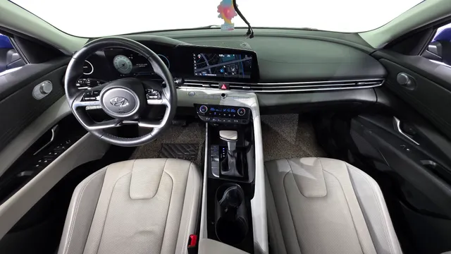 Hyundai Elantra (Avante)