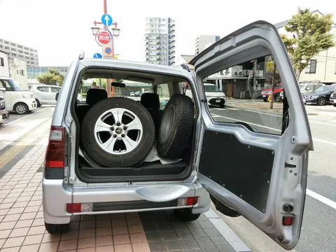 Mitsubishi Pajero Mini
