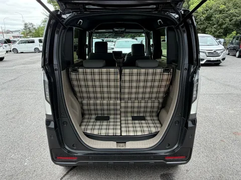Honda N-BOX Joy