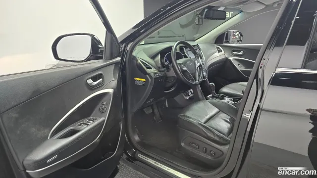Hyundai Grand Santa Fe (Maxcruz)