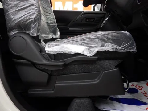 Suzuki Spacia Gear